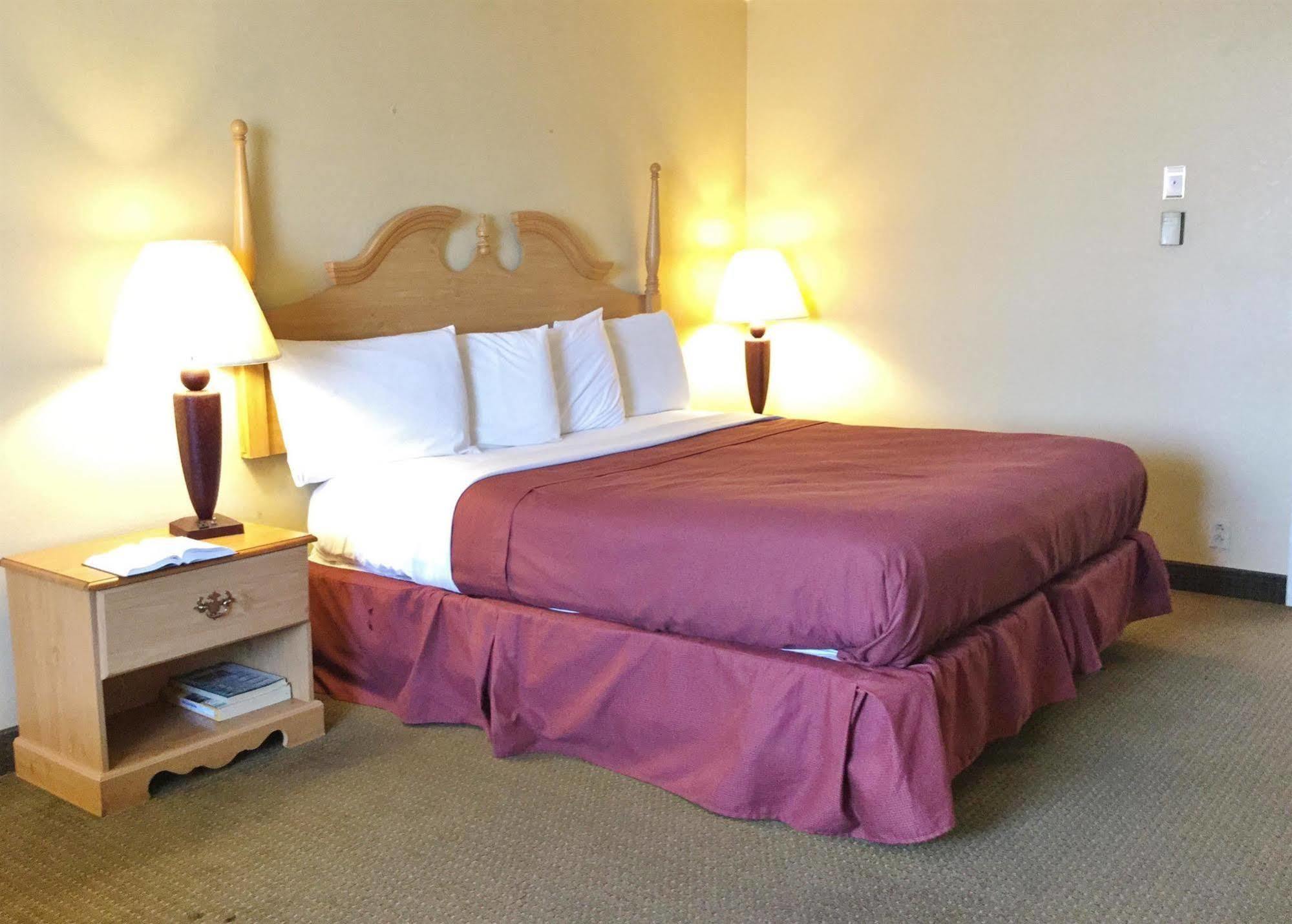 Americas Best Value Inn & Suites Conway Esterno foto