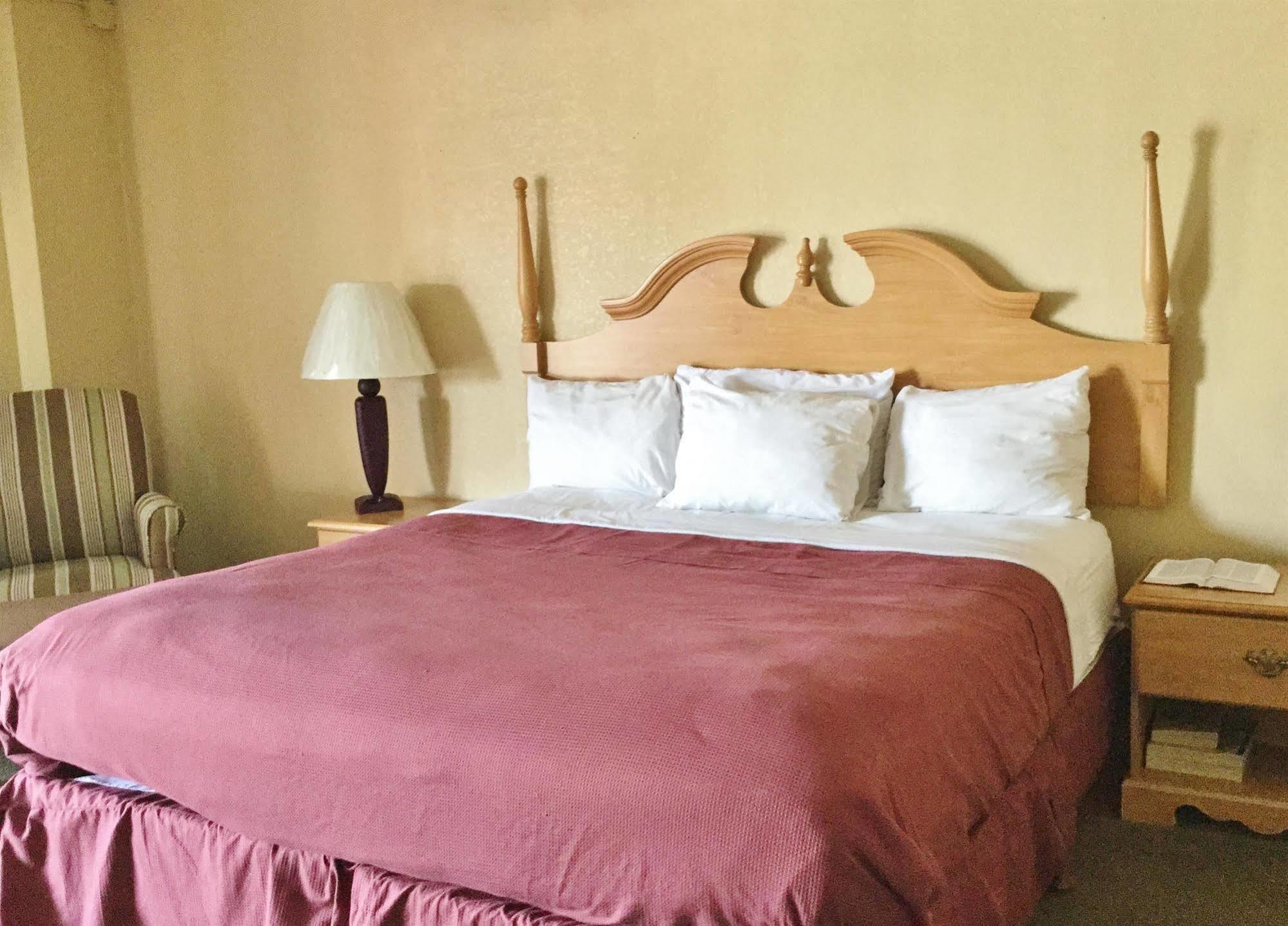 Americas Best Value Inn & Suites Conway Esterno foto