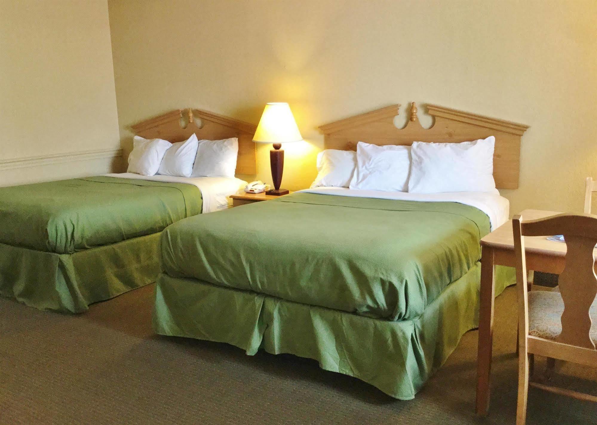 Americas Best Value Inn & Suites Conway Esterno foto